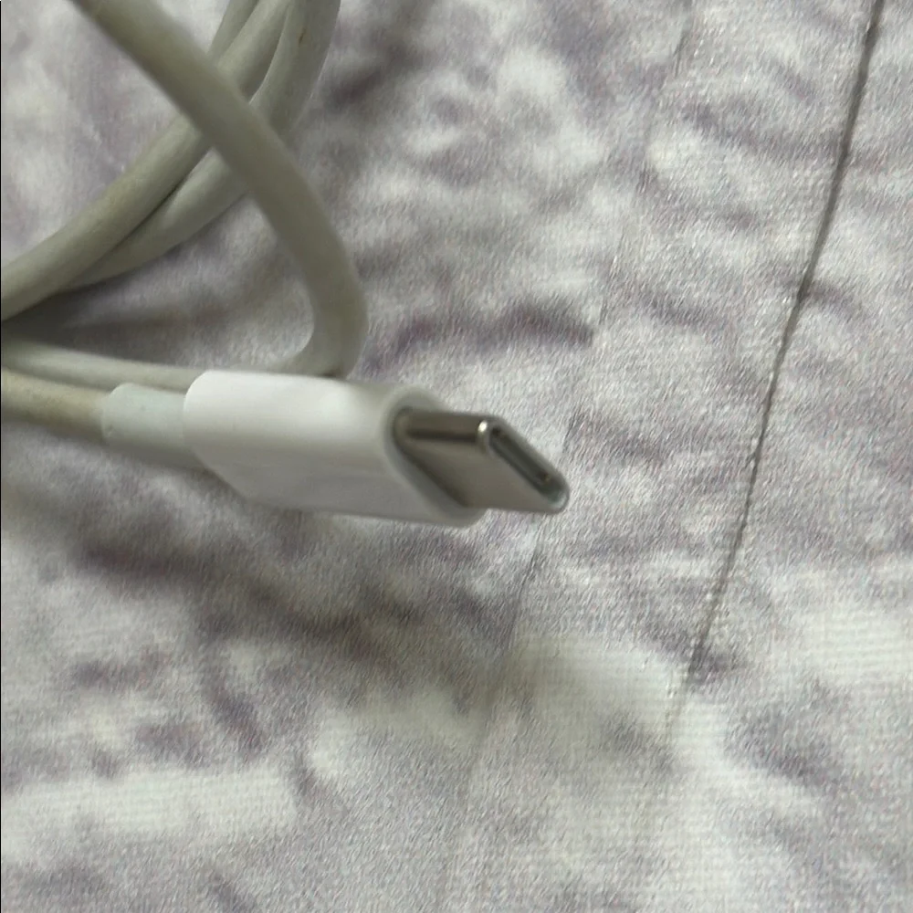 Apple Lightning USB-C Cable charger